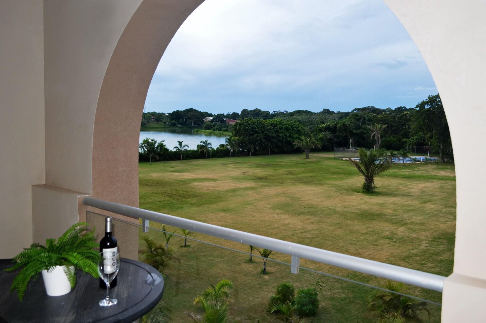 Sun Hotel Warnes Buitenkant foto
