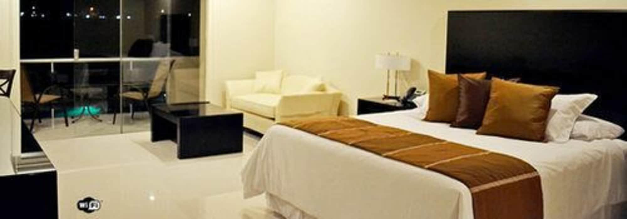 Sun Hotel Warnes Buitenkant foto
